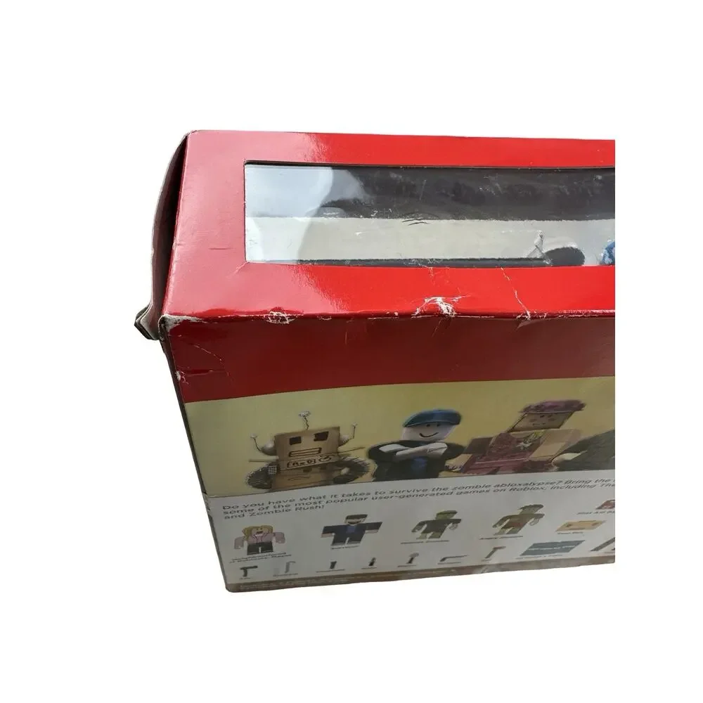 Roblox Zombie Attack Large 20 Piece Set Includes Exclusive Virtual Item NEW
